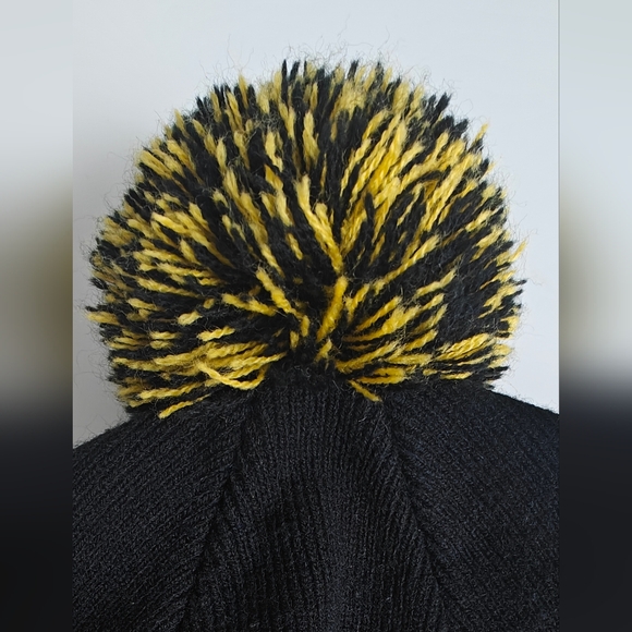 Cutty Sark Scotch Whisky Ship logo tag hat vintage pom pom fold beanie Acrylic - Picture 4 of 5